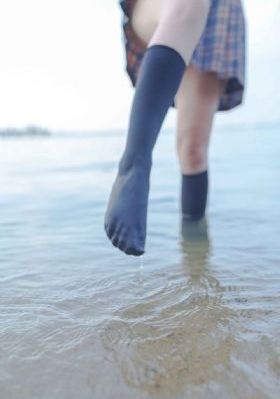 《裙子里面有野兽》_BD英语免费在线观看